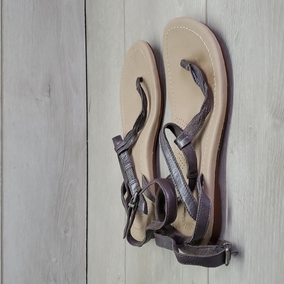 Ugg Women Ankle Leather T Strap Comfort Sandals shoes sz 6 - Picture 2 of 11